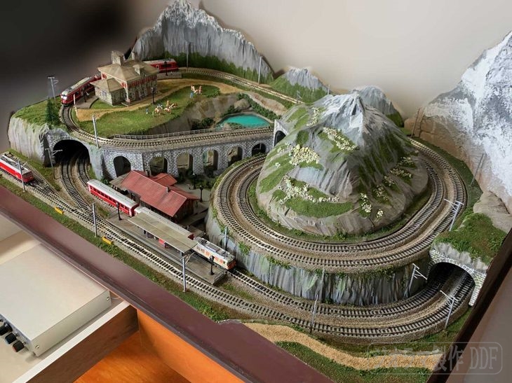 ジオラマ製作の 株 ディディエフ Ddf 鉄道模型 情景模型 建築模型など個人のお客様から事業者様までオーダーメイドいたします